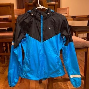 Nike Women’s Running Jacket Size Medium